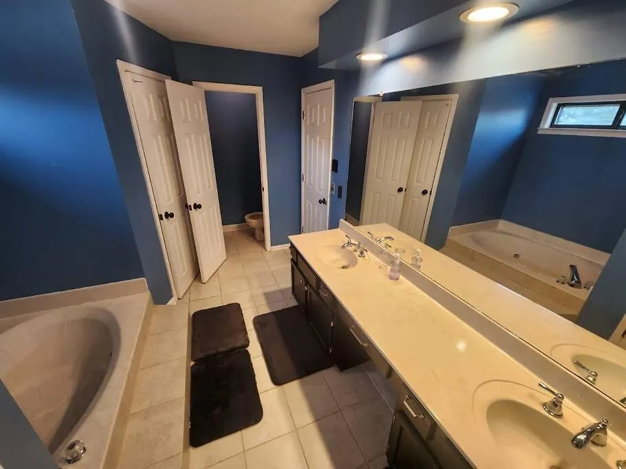 بيت للعطل فيلا Large Near Shops/Dining & Easy Access To Freeway ممفيس